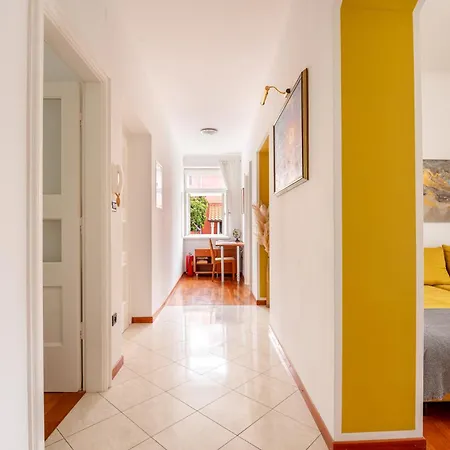 White House Luxury * Split