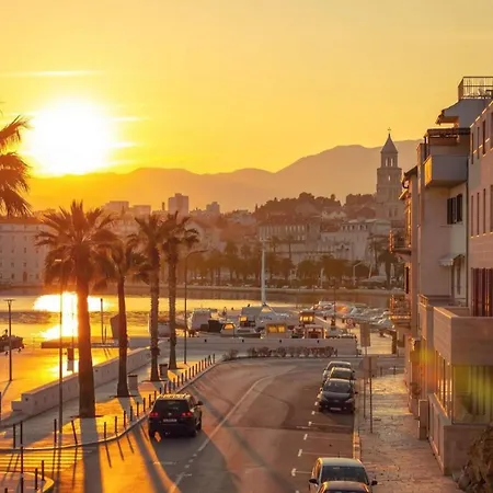 White House Luxury Apartman Split