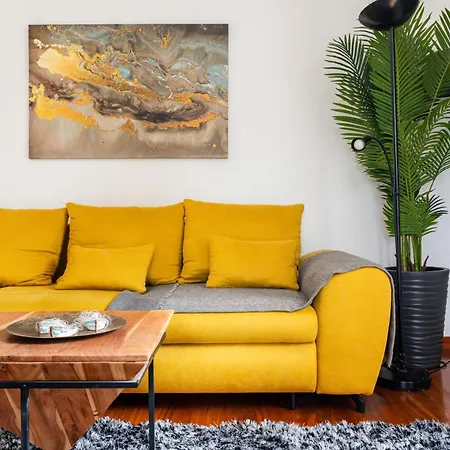 White House Luxury - Center, Near & Parking *