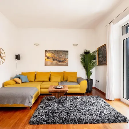 White House Luxury * Split