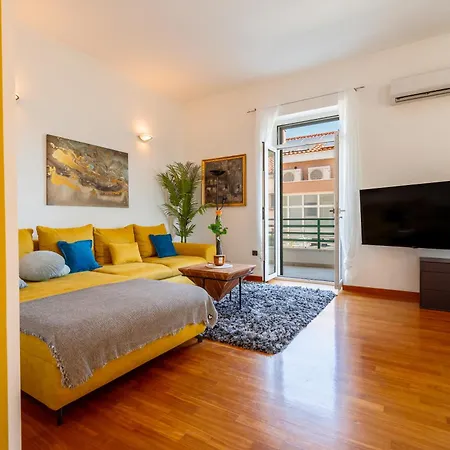Appartamento White House Luxury - Center, Near & Parking