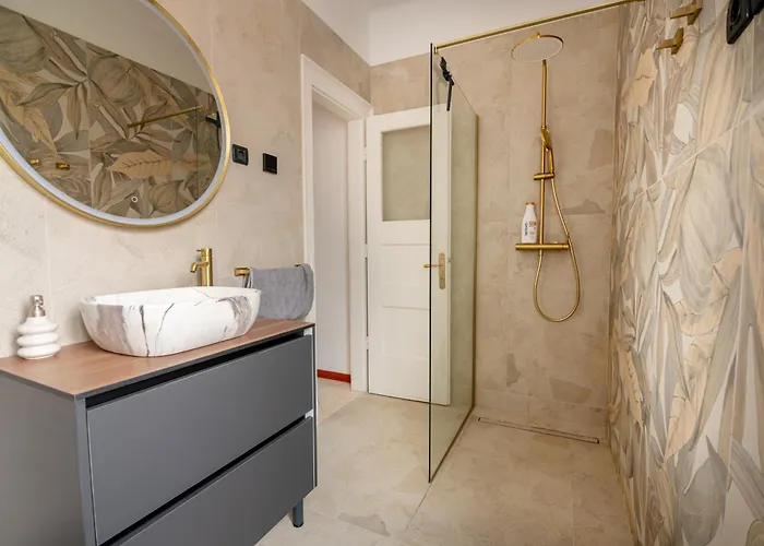 White House Luxury - Center, Near & Parking Appartamento *