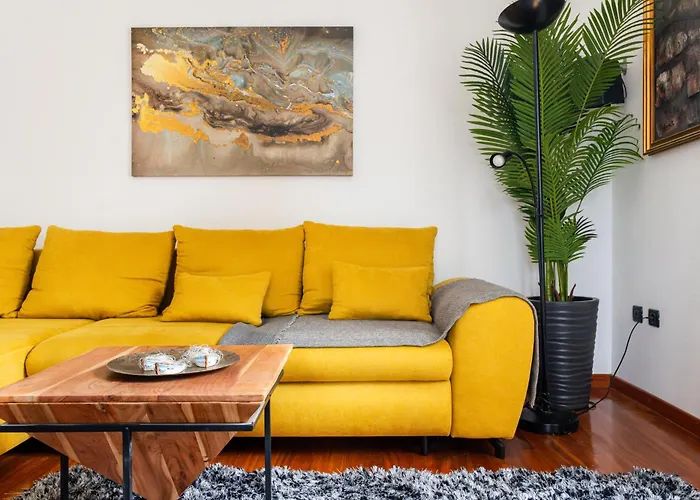 White House Luxury - Center, Near & Parking *