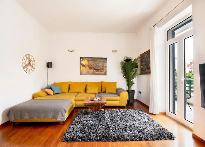 White House Luxury * Split